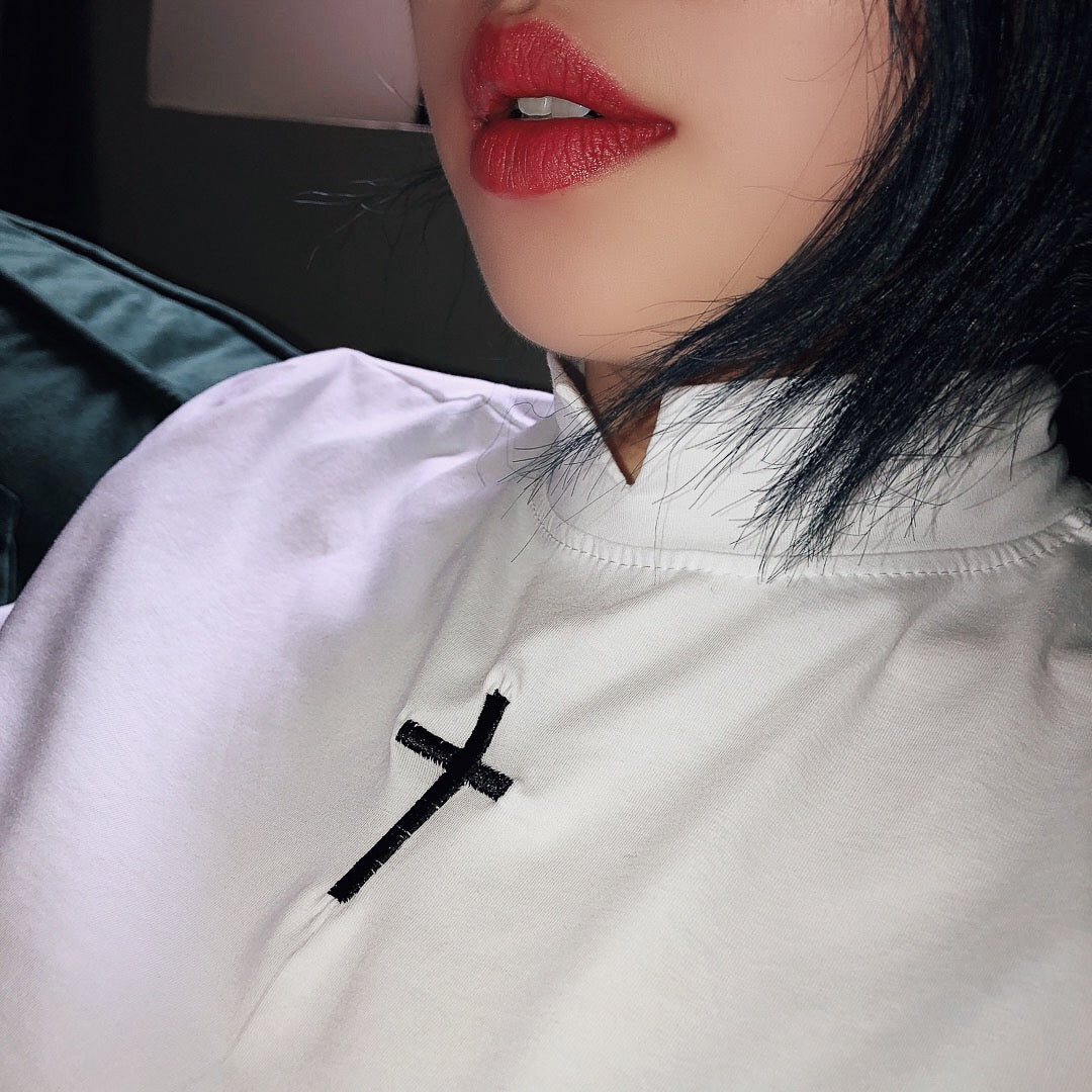 Urban Cross Tee: Hip-Hop Short Sleeve